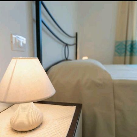 Il Girasole Bed and Breakfast Domus De Maria Εξωτερικό φωτογραφία