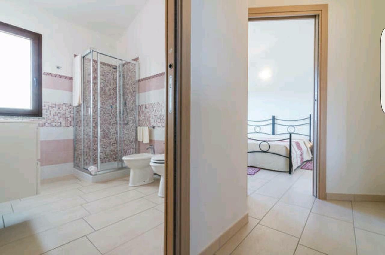 Il Girasole Bed and Breakfast Domus De Maria Εξωτερικό φωτογραφία