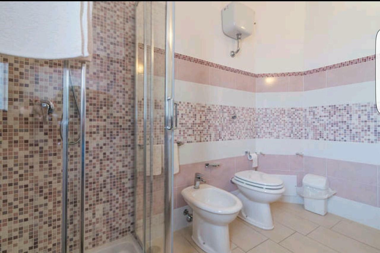 Il Girasole Bed and Breakfast Domus De Maria Εξωτερικό φωτογραφία