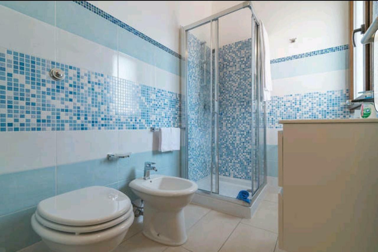 Il Girasole Bed and Breakfast Domus De Maria Εξωτερικό φωτογραφία