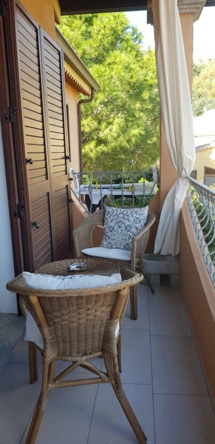 Il Girasole Bed and Breakfast Domus De Maria Εξωτερικό φωτογραφία